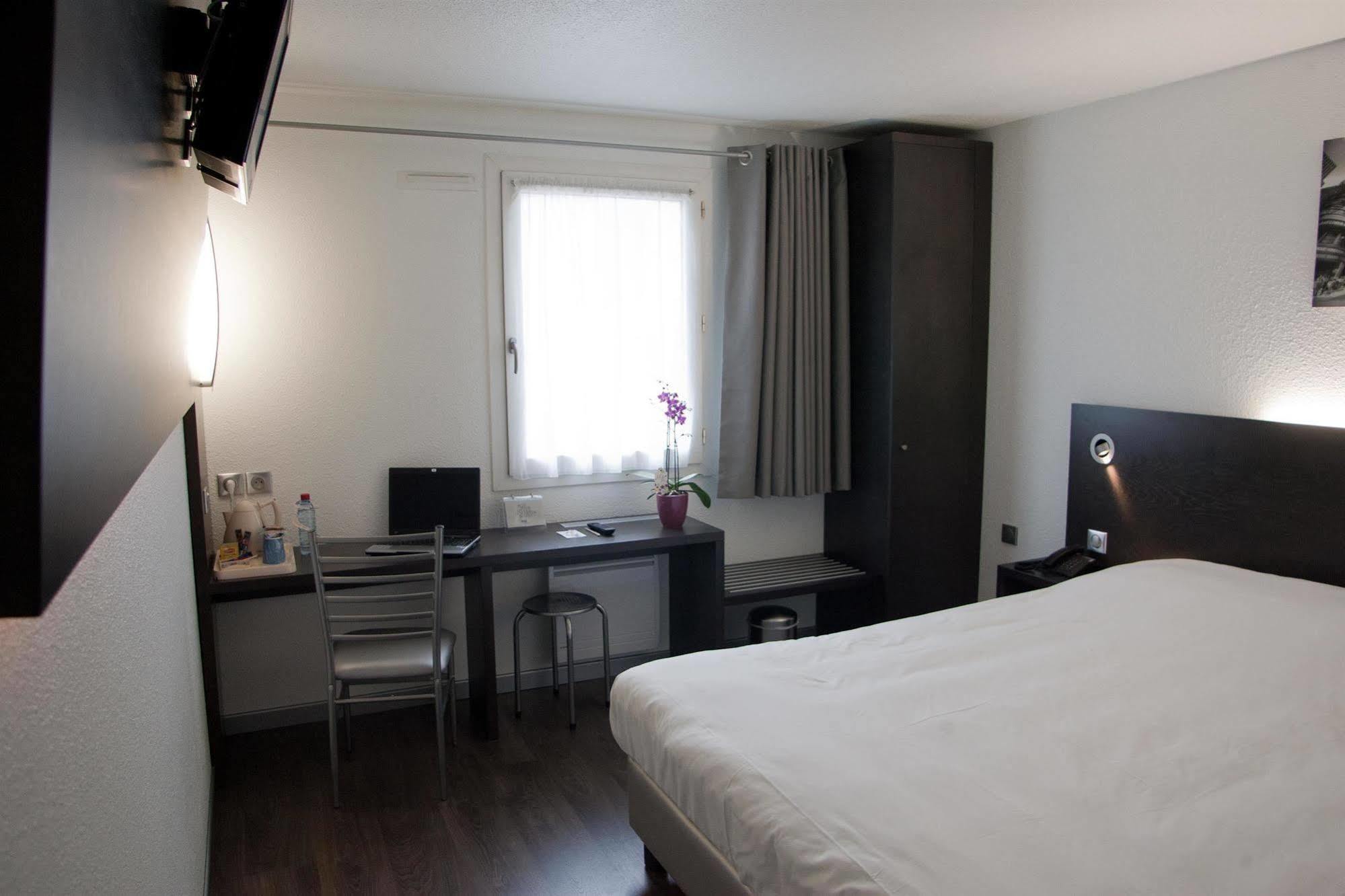 Regourd Hotel Cahors Room photo